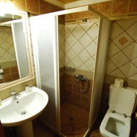 Guest house Lithos 3*
